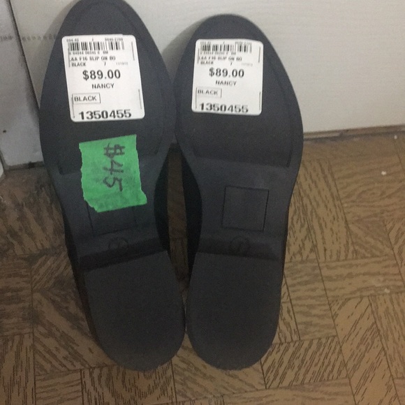 Black women’s slip on boots, size 7, faux leather, brand Lexi and Abbie - Picture 3 of 5